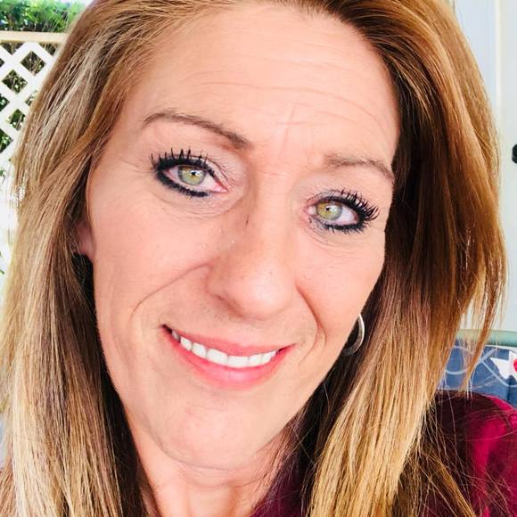 Meet your Posher, Stephanie - Picture 1 of 1